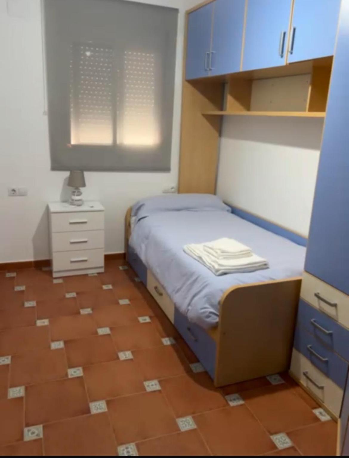 Duplex En San Bartolome De La Torre Villa Luaran gambar